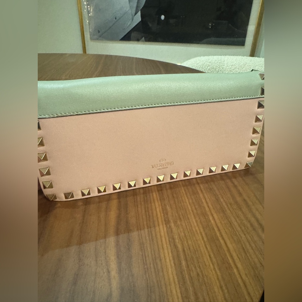 Valentino stud clutch with chain - Picture 9 of 9